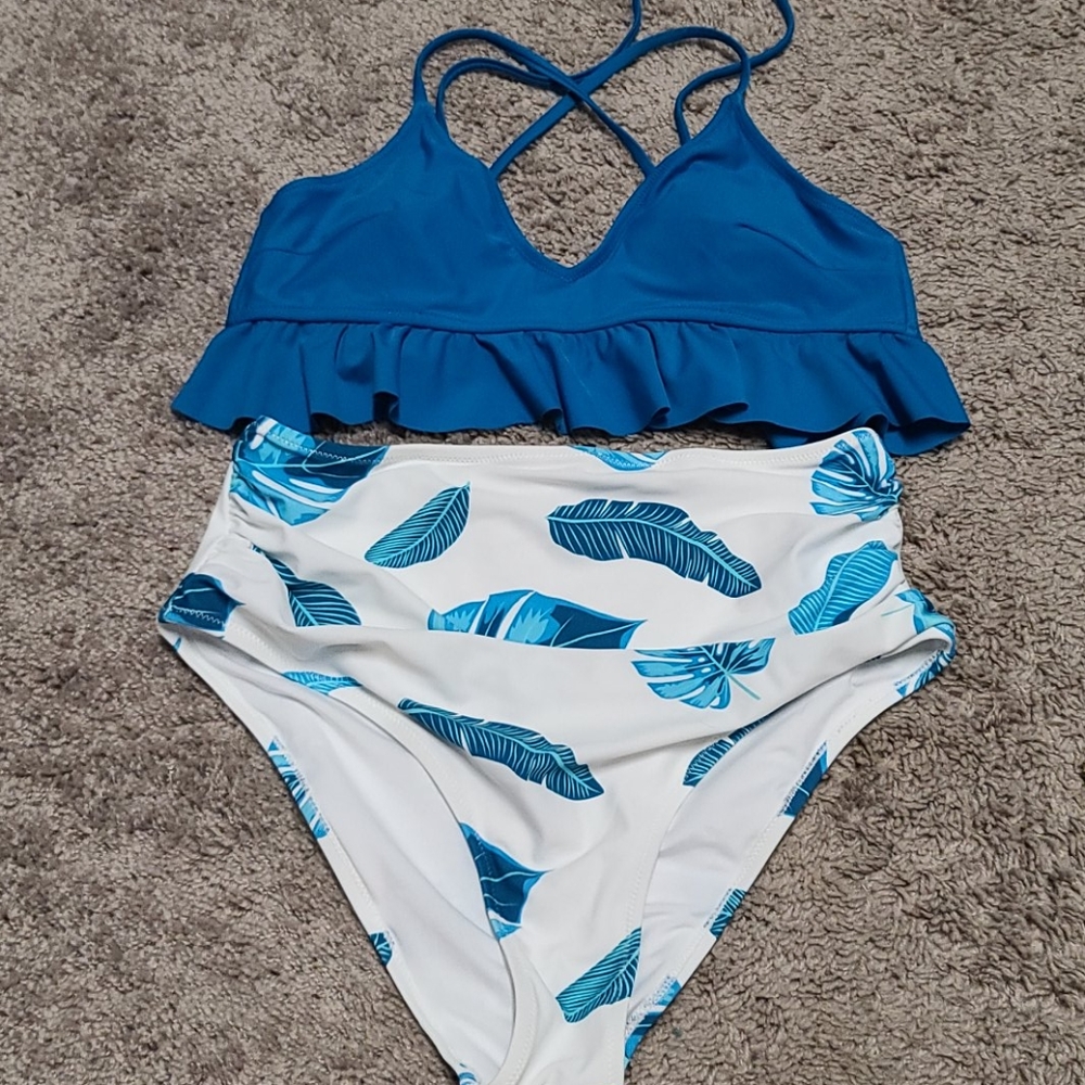 Bathing suit